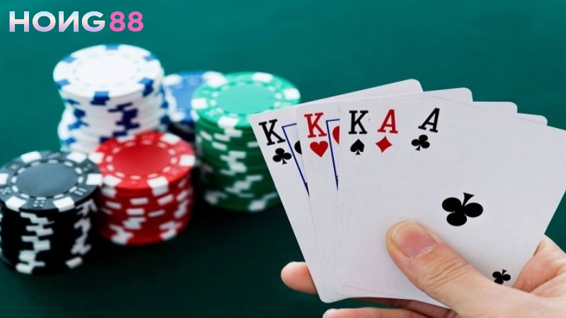 Lưu ý không phải lúc nào có bài cao cũng nên tố
