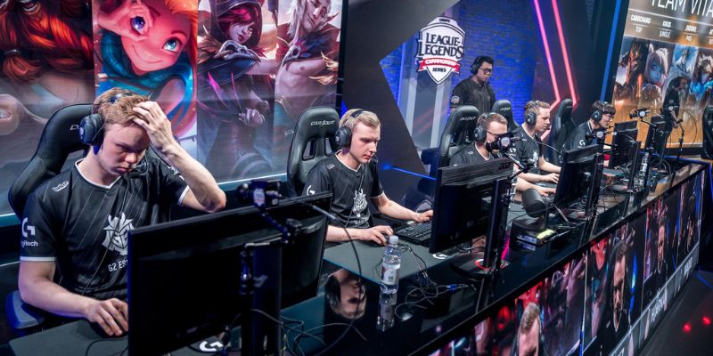 Tối ưu hóa hành trình Esport bằng chiến lược dài hạn